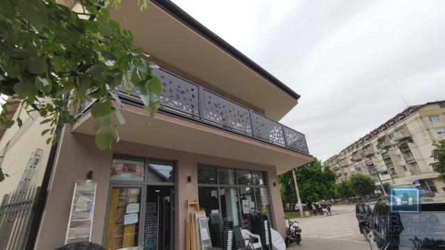 Poslovni prostor, Jednosoban, Izdavanje, 140m2, Centar, Gradska lokacija, Rekovac