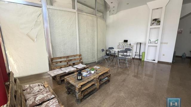 Poslovni prostor, Prodaja, 46m2, Centar, Gradska lokacija, Jagodina