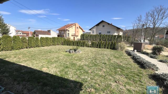 Kuća, Prodaja, 500m2, Okolno mesto, Jagodina