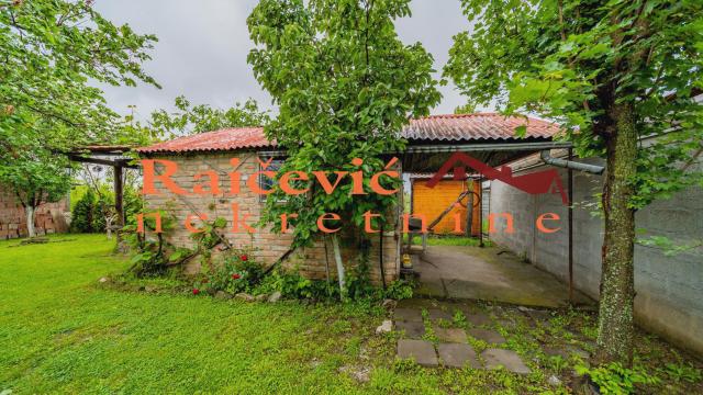 Kuća, Prodaja, 299m2, Novosadski put