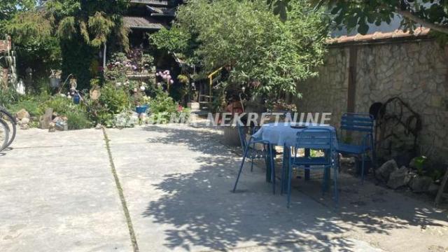 Kuća, Prodaja, 195m2, Širi centar, Gradska lokacija, Apatin