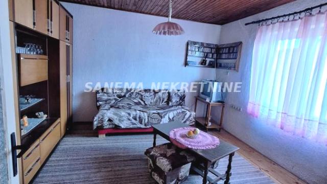 Kuća, Dvosoban, Prodaja, 80m2, Trepča naselje, Gradska lokacija, Sombor