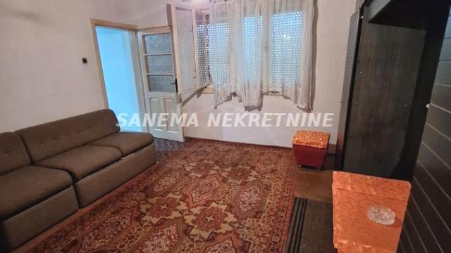 Kuća, Dvosoban, Prodaja, 80m2, Trepča naselje, Gradska lokacija, Sombor