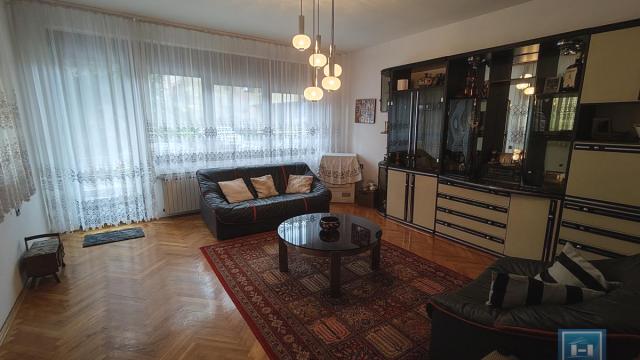 Kuća, četvorosoban, Prodaja, 150m2, Centar, Gradska lokacija, Jagodina