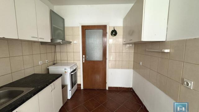 Stan, Trosoban, Prodaja, 70m2, Centar, Gradska lokacija, Jagodina