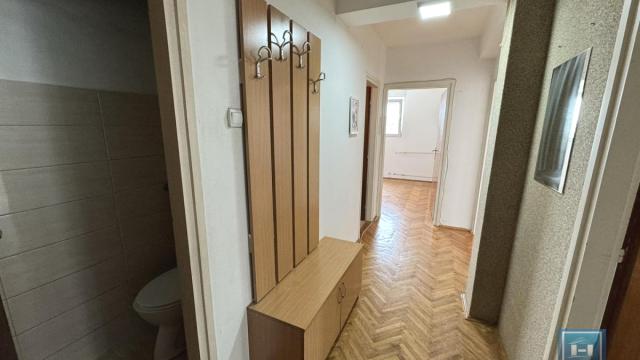 Stan, Trosoban, Prodaja, 70m2, Centar, Gradska lokacija, Jagodina