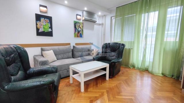 Stan, Dvoiposoban, Izdavanje, 52m2, Slavija, Vračar, Makenzijeva