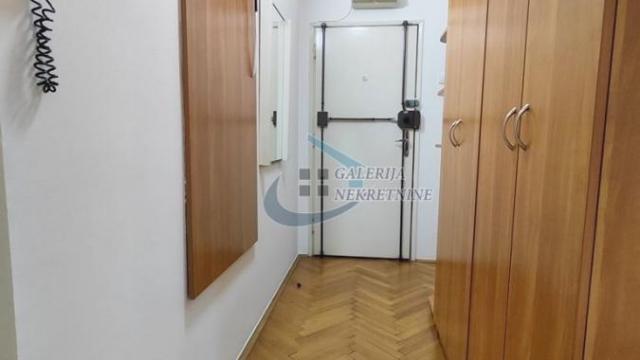 Stan, Dvoiposoban, Izdavanje, 52m2, Slavija, Vračar, Makenzijeva