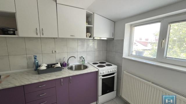 Stan, Trosoban, Prodaja, 68m2, Centar, Gradska lokacija, Jagodina