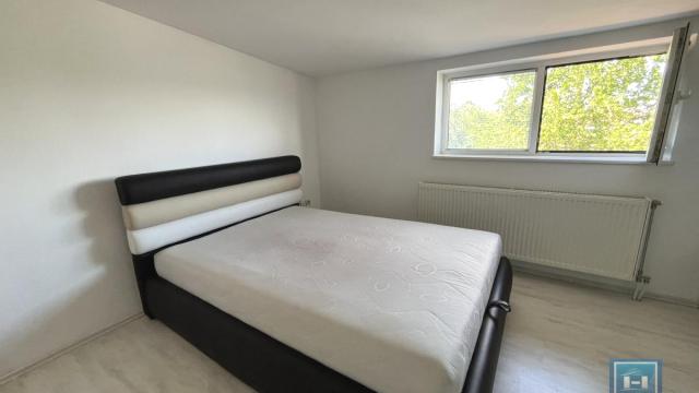 Stan, Trosoban, Prodaja, 68m2, Centar, Gradska lokacija, Jagodina