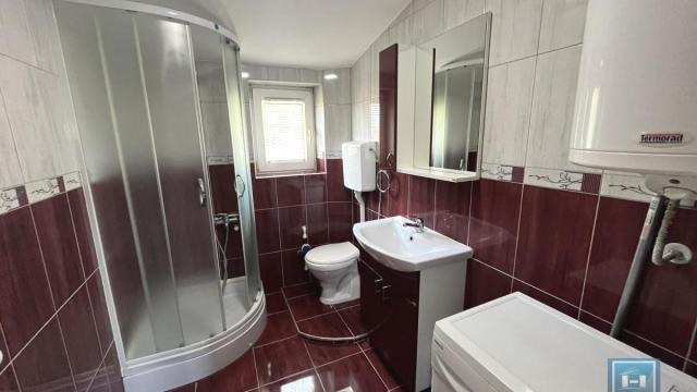 Stan, Trosoban, Prodaja, 68m2, Centar, Gradska lokacija, Jagodina