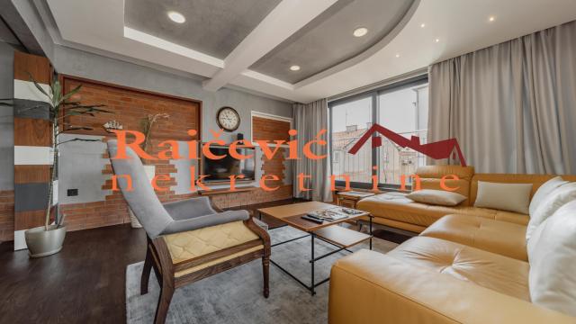 Stan, Trosoban, Izdavanje, 118m2, Centar, Stari grad, Strahinjica bana