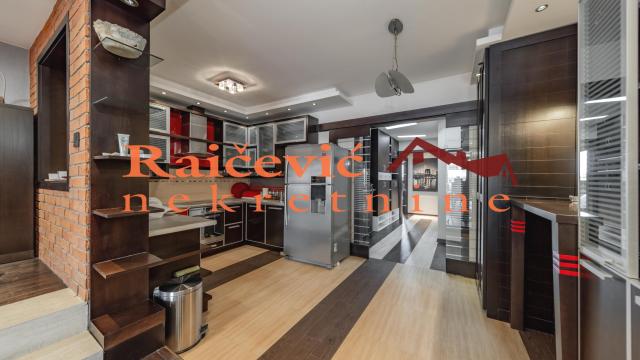 Stan, Trosoban, Izdavanje, 118m2, Centar, Stari grad, Strahinjica bana