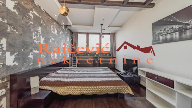 Stan, Trosoban, Izdavanje, 118m2, Centar, Stari grad, Strahinjica bana