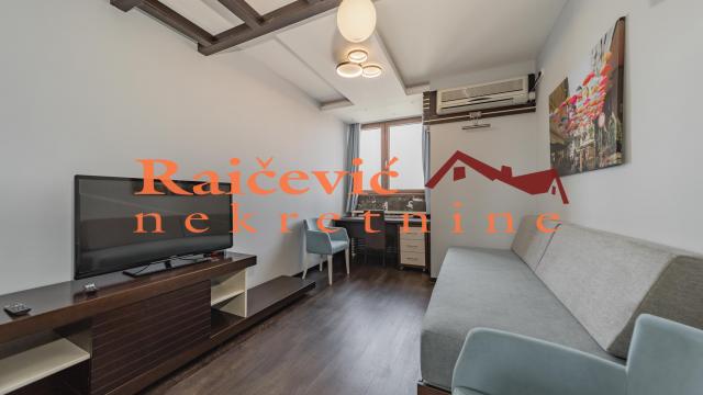 Stan, Trosoban, Izdavanje, 118m2, Centar, Stari grad, Strahinjica bana