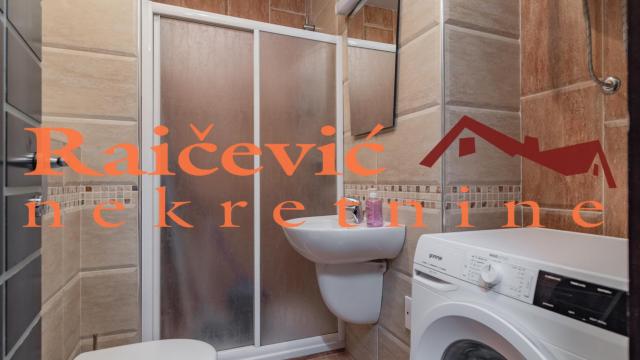 Stan, Trosoban, Izdavanje, 118m2, Centar, Stari grad, Strahinjica bana