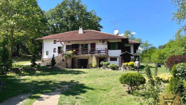 Kuća, Izdavanje, 360m2, Barajevo (mesto), Barajevo, Beogradska