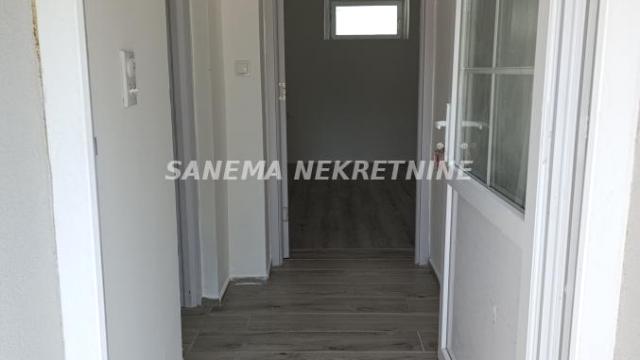 Kuća, Trosoban, Prodaja, 85m2, Selenča, Gradska lokacija, Sombor