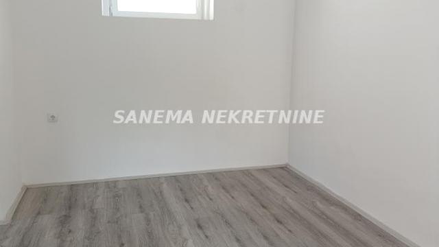 Kuća, Trosoban, Prodaja, 85m2, Selenča, Gradska lokacija, Sombor