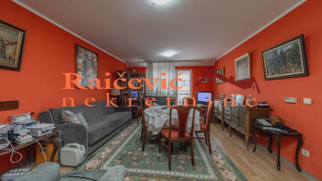 Stan, Trosoban, Prodaja, 72m2, Mladenovac selo, Mladenovac, Svetozara Markovica