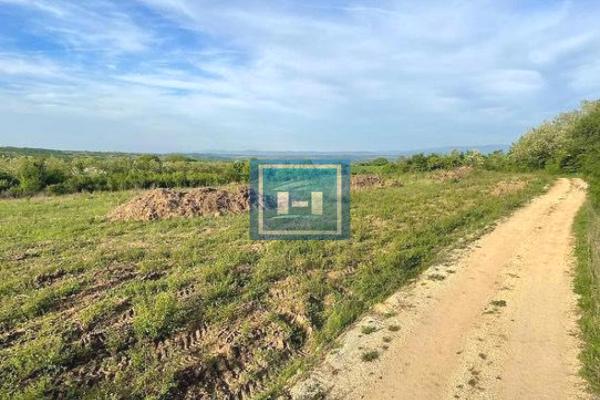 prodaja, plac,
lipar-grad-jagodina, 594158, plac