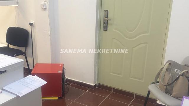 Poslovni prostor, Prodaja, 37m2, Sombor