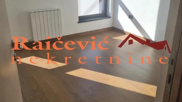 Stan, Trosoban, Prodaja, 68m2, SC Vračar, Vračar, Juzni bulevar