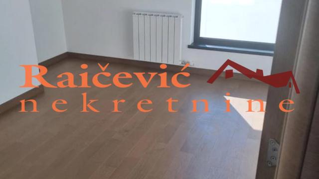 Stan, Trosoban, Prodaja, 68m2, SC Vračar, Vračar, Juzni bulevar