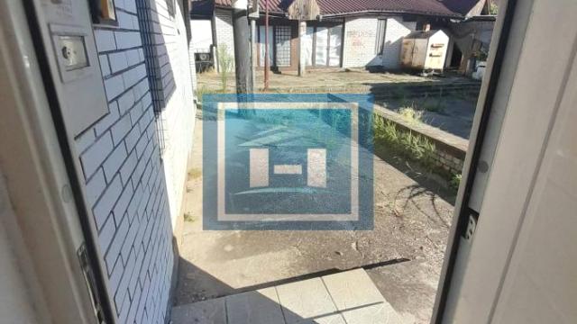 Poslovni prostor, Jednoiposoban, Prodaja, 28m2, Sarina Medja, Gradska lokacija, Jagodina