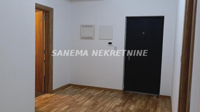 Stan, četvorosoban, Prodaja, 92m2, Centar, Gradska lokacija, Sombor