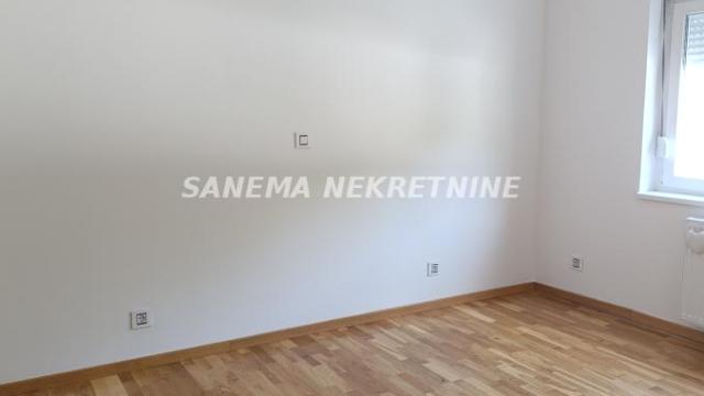 Stan, četvorosoban, Prodaja, 92m2, Centar, Gradska lokacija, Sombor