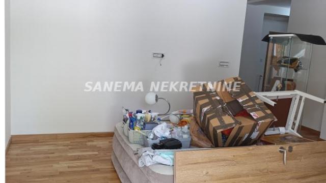 Stan, četvorosoban, Prodaja, 92m2, Centar, Gradska lokacija, Sombor