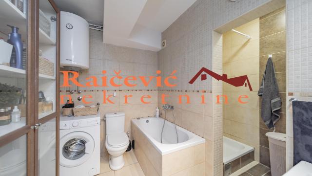 Stan, Troiposoban, Prodaja, 93m2, Bežanijska kosa 1, Novi Beograd, Kolumbova