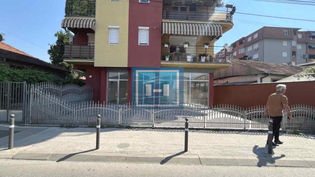 Poslovni prostor, Prodaja, 77m2, Centar, Gradska lokacija, Jagodina