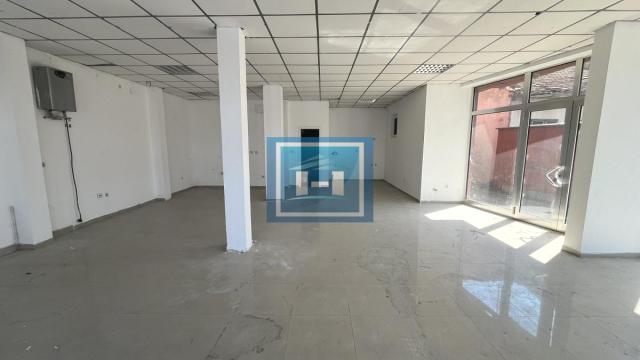 Poslovni prostor, Prodaja, 77m2, Centar, Gradska lokacija, Jagodina
