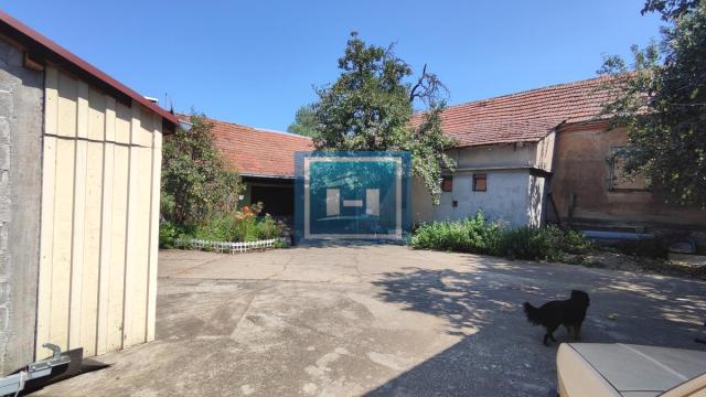 Kuća, četvorosoban, Prodaja, 200m2, Majur, Okolno mesto, Jagodina