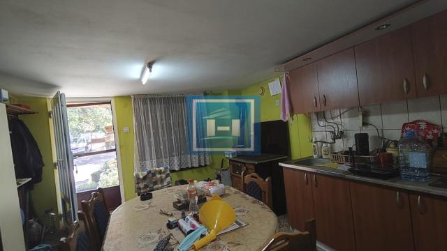 Kuća, četvorosoban, Prodaja, 200m2, Majur, Okolno mesto, Jagodina