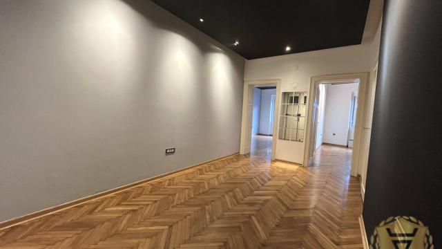 Stan, Trosoban, Izdavanje, 80m2, London, Stari grad, Dečanska