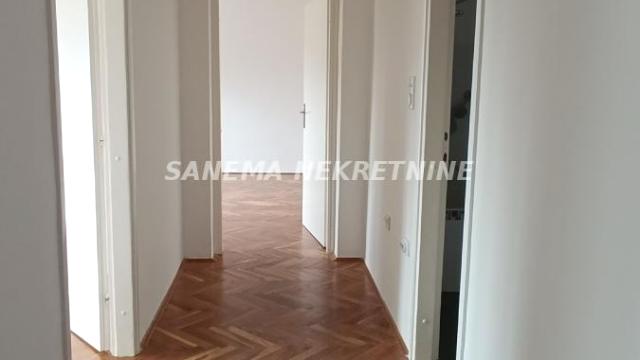 Stan, Dvosoban, Prodaja, 60m2, Selenča, Gradska lokacija, Sombor