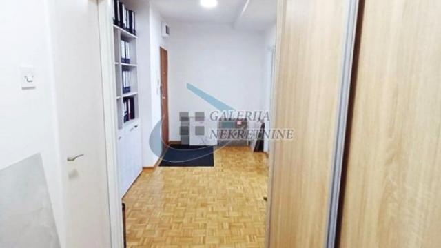 Stan, Troiposoban, Prodaja, 92m2, Blok 30 (B92), Novi Beograd, Bulevar Mihajla Pupina