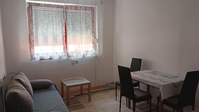 Kuća, Jednosoban, Izdavanje, 30m2, Gradska lokacija, 7.juli