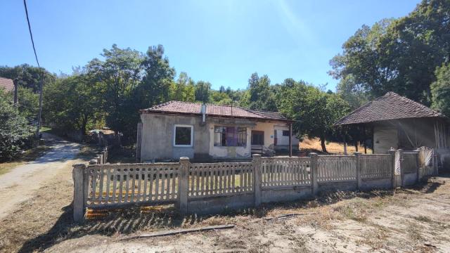 Kuća, četvorosoban, Prodaja, 80m2, Ribnik, Okolno mesto, Jagodina