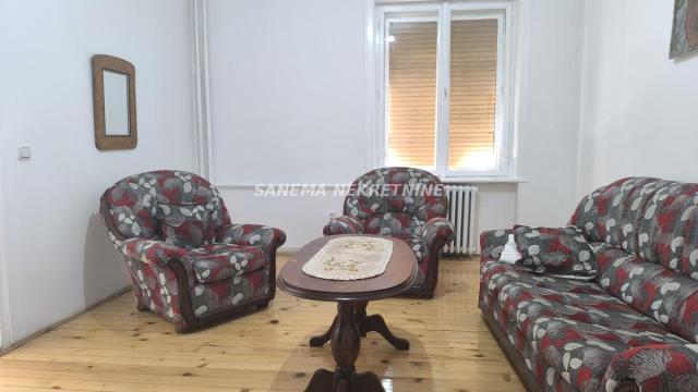 Stan, Prodaja, 110m2, Centar, Gradska lokacija, Sombor