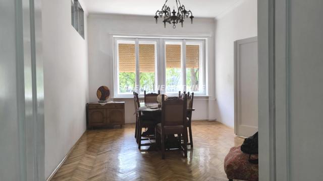 Stan, Prodaja, 110m2, Centar, Gradska lokacija, Sombor