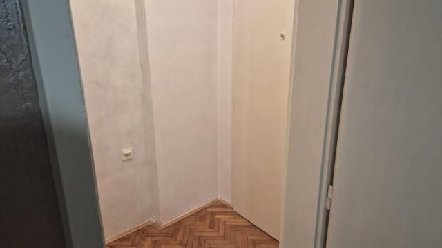 Poslovni prostor, Garsonjera, Izdavanje, 19m2, Centar, Gradska lokacija, Jagodina