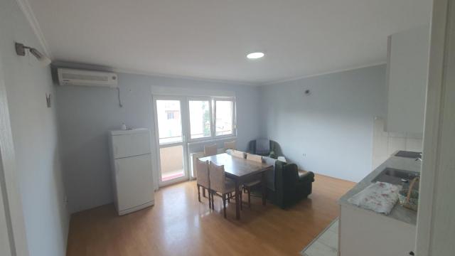 Stan, Dvoiposoban, Izdavanje, 61m2, Centar, Gradska lokacija, Jagodina