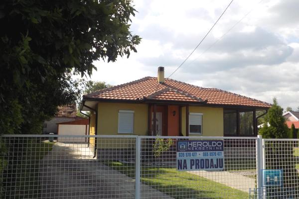 prodaja, kuca,
karadjordjevo-brdo-grad-paracin, 663010, troiposoban