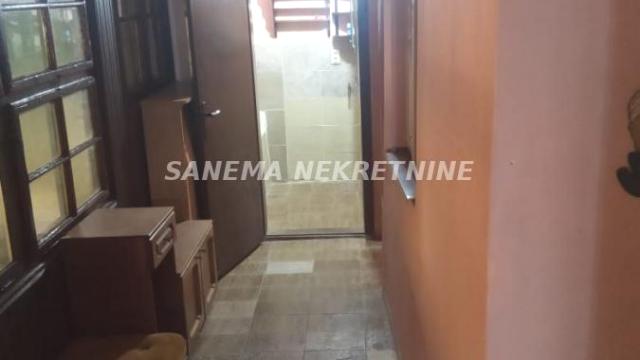 Kuća, Dvosoban, Prodaja, 60m2, Širi centar, Gradska lokacija, Apatin