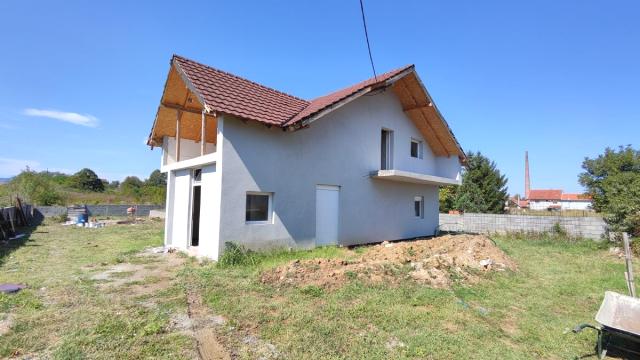 Kuća, Prodaja, 260m2, Okolno mesto, Jagodina