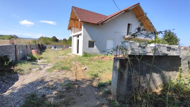 Kuća, Prodaja, 260m2, Okolno mesto, Jagodina